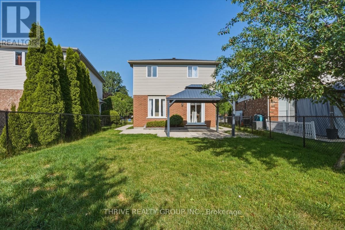 466 EDENRIDGE DRIVE - 29