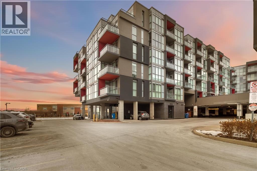 #D422 5220 DUNDAS Street - 1