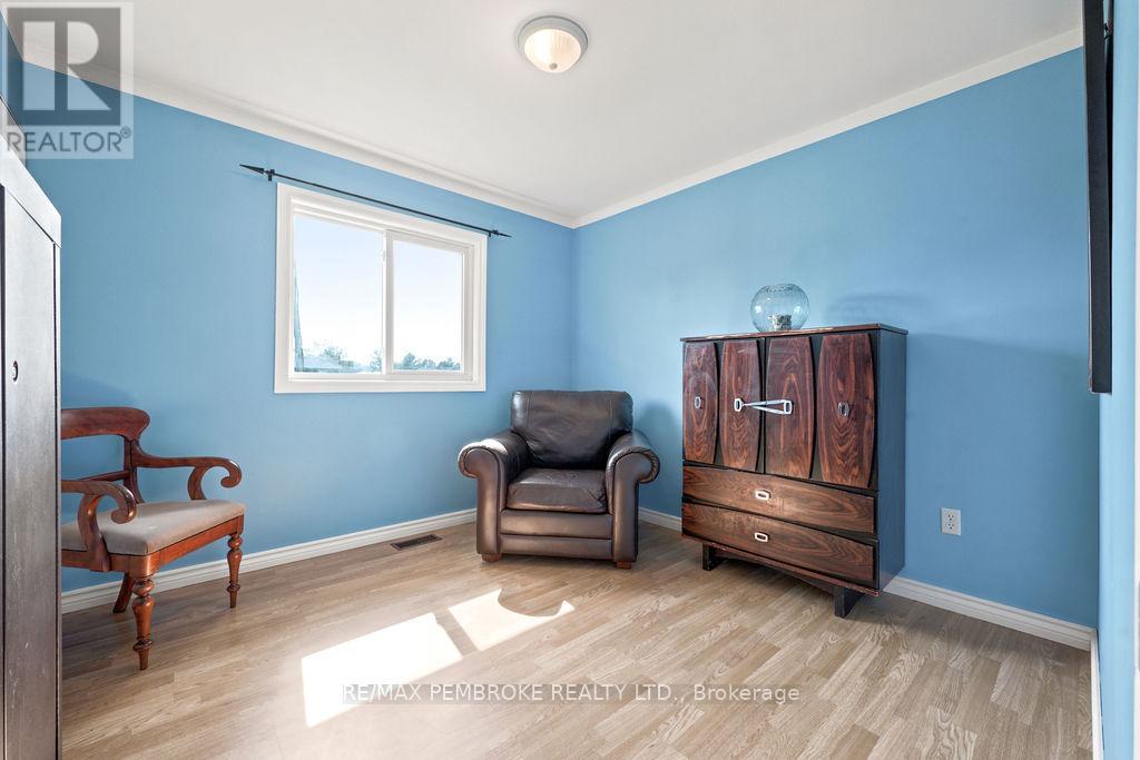 41 MEADOWBROOK DRIVE - Image 19