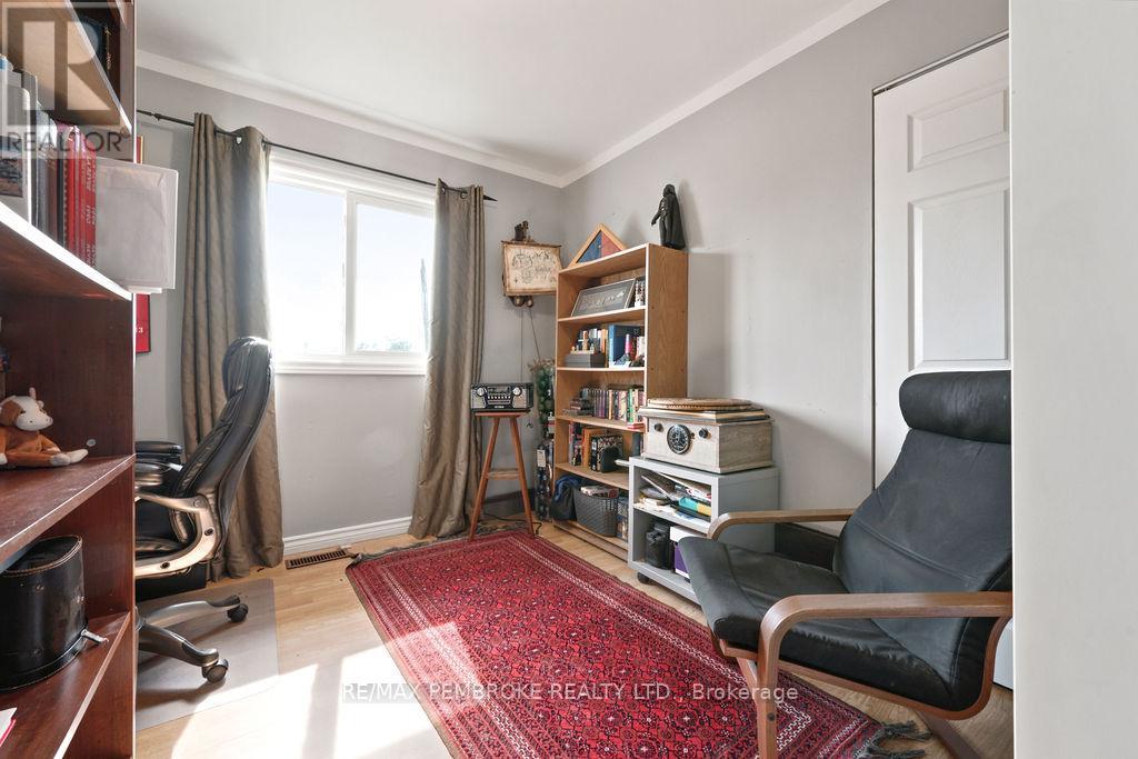 41 MEADOWBROOK DRIVE - 31