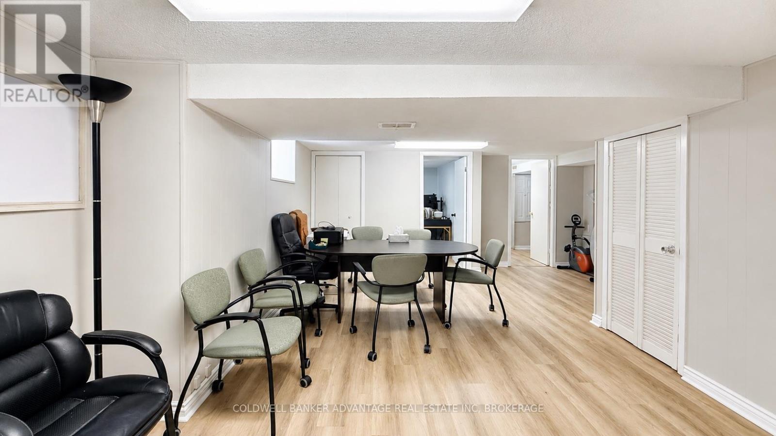 33 Raymond Street — photo 24