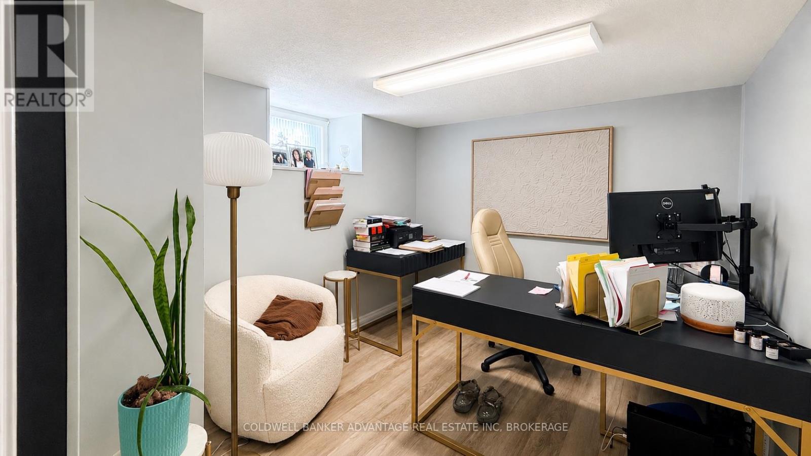 33 Raymond Street — photo 27