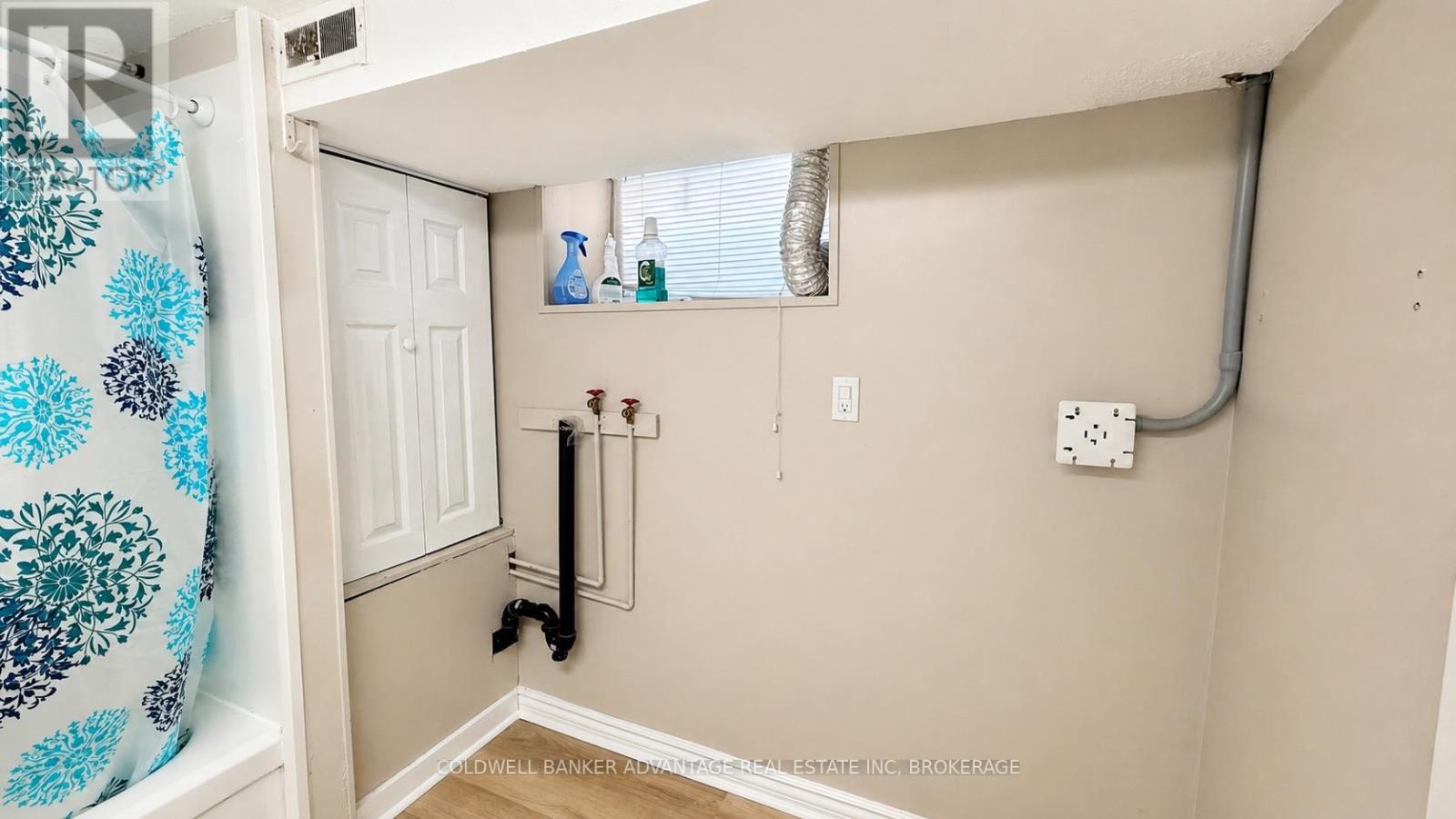 33 Raymond Street — photo 31
