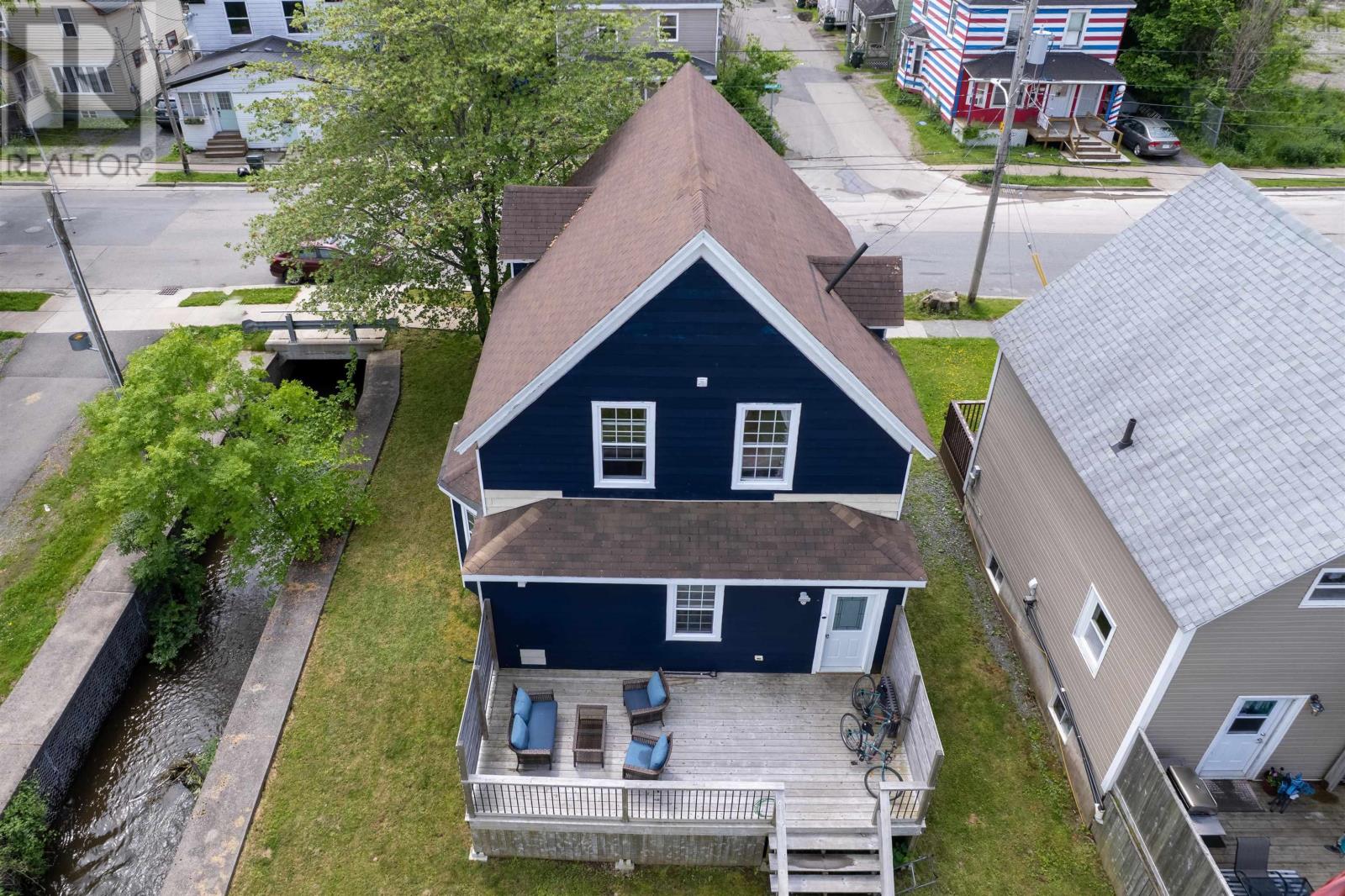 99 Brookland Street - 26