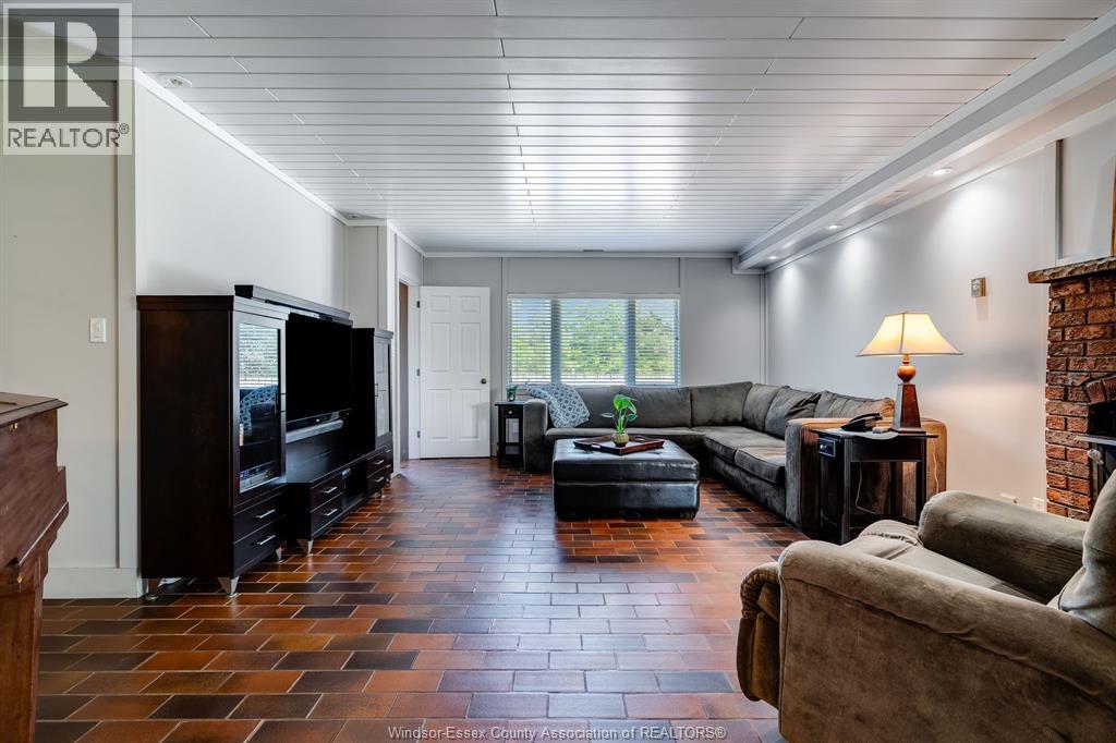 383 South Talbot ROAD - 12