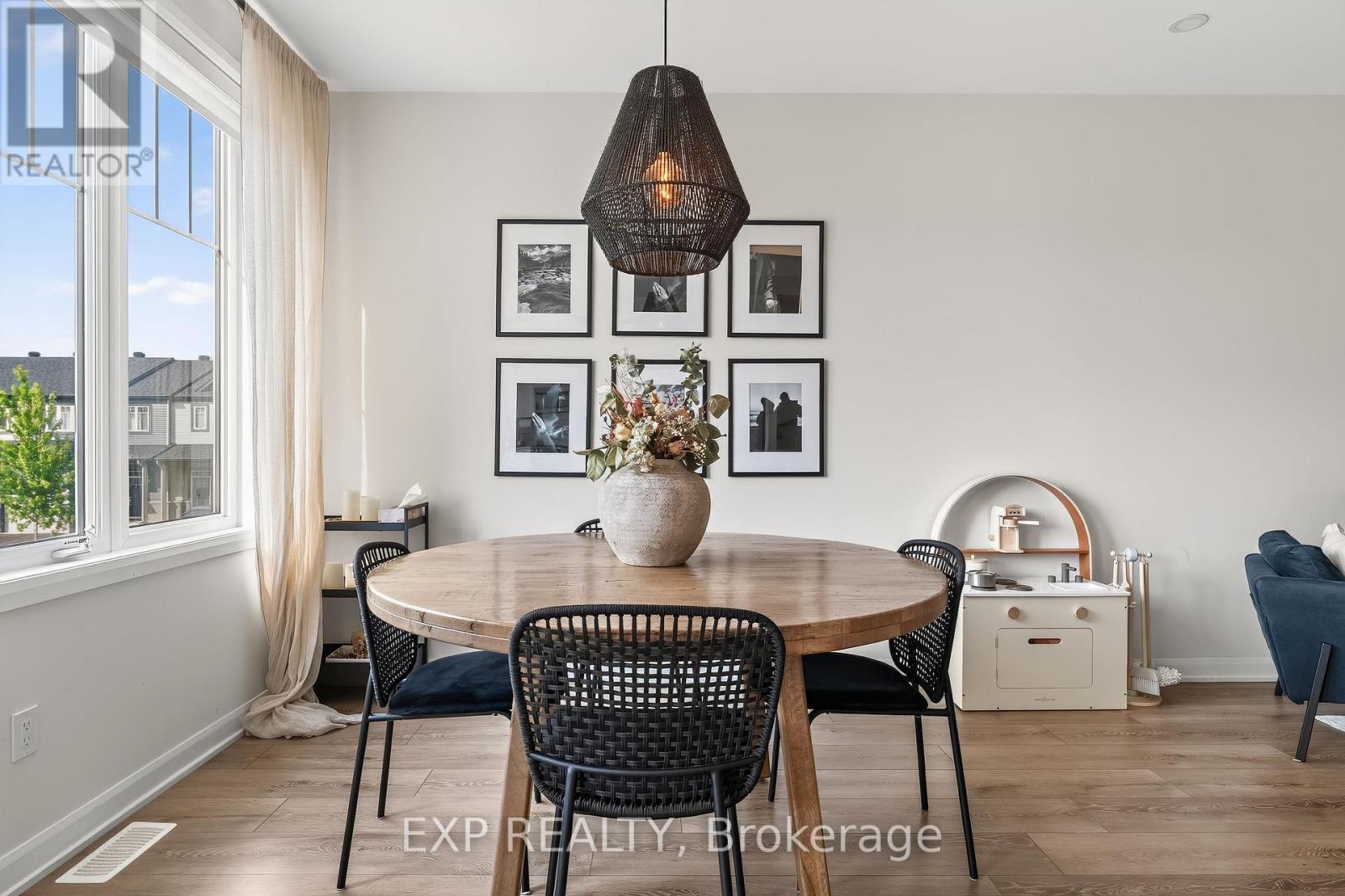 532 AGLISH MEWS - 25