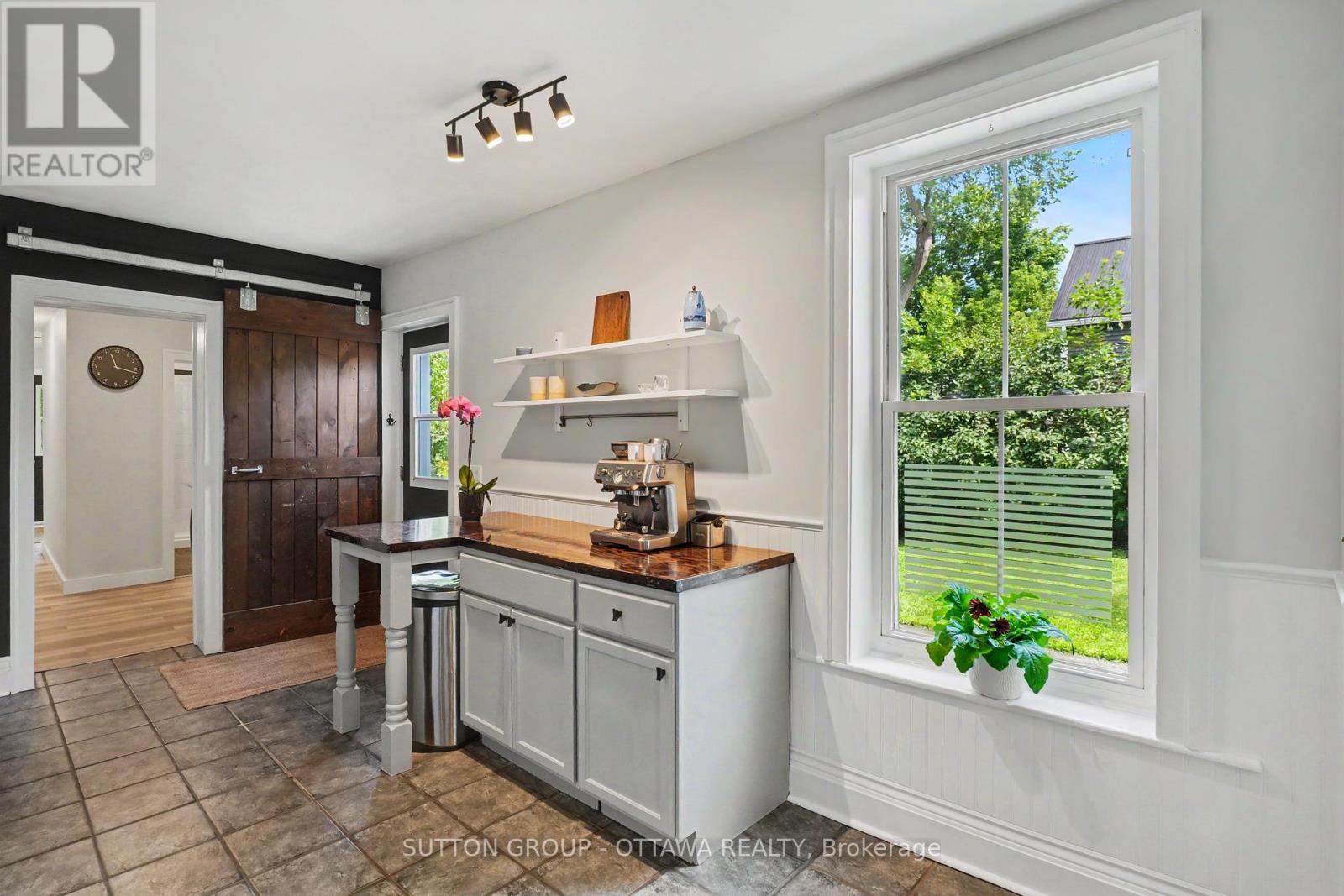 132 QUEEN STREET - Image 12
