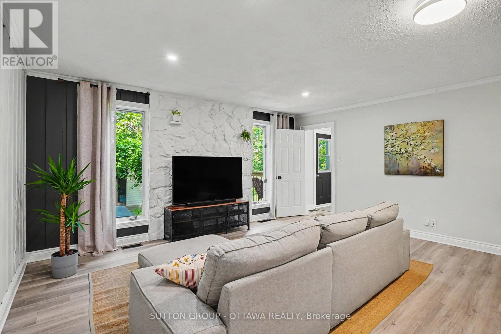 132 QUEEN STREET - Image 8