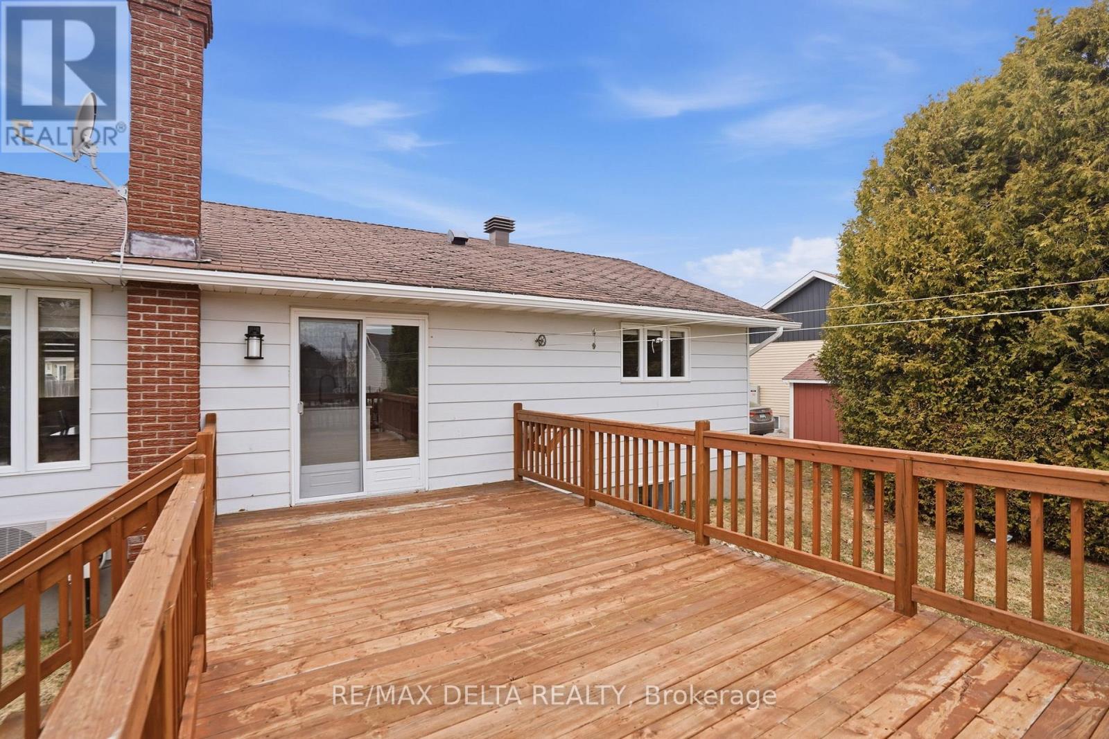 120 CALEDONIA ROAD - 8