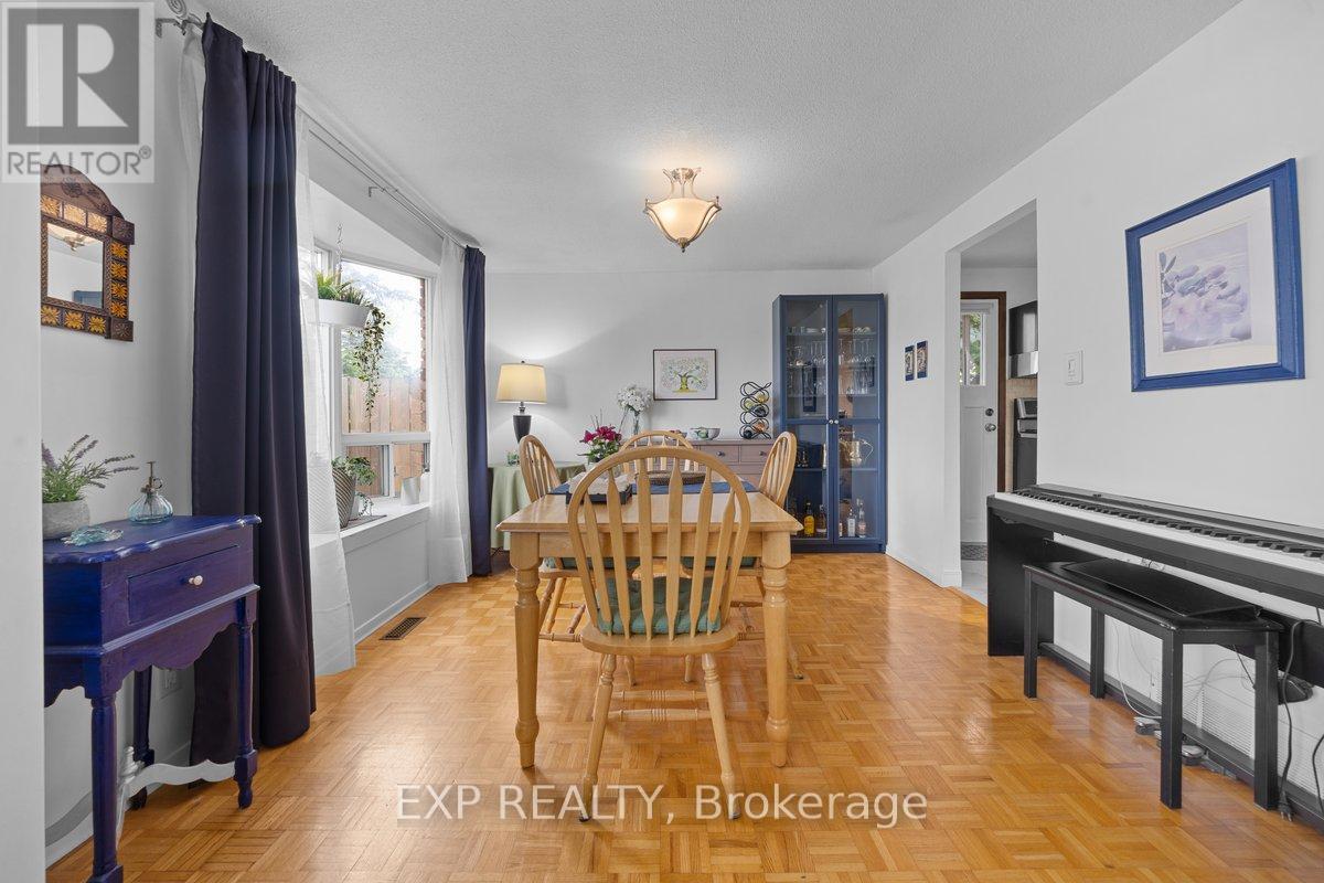 396 HATFIELD CRESCENT - 8