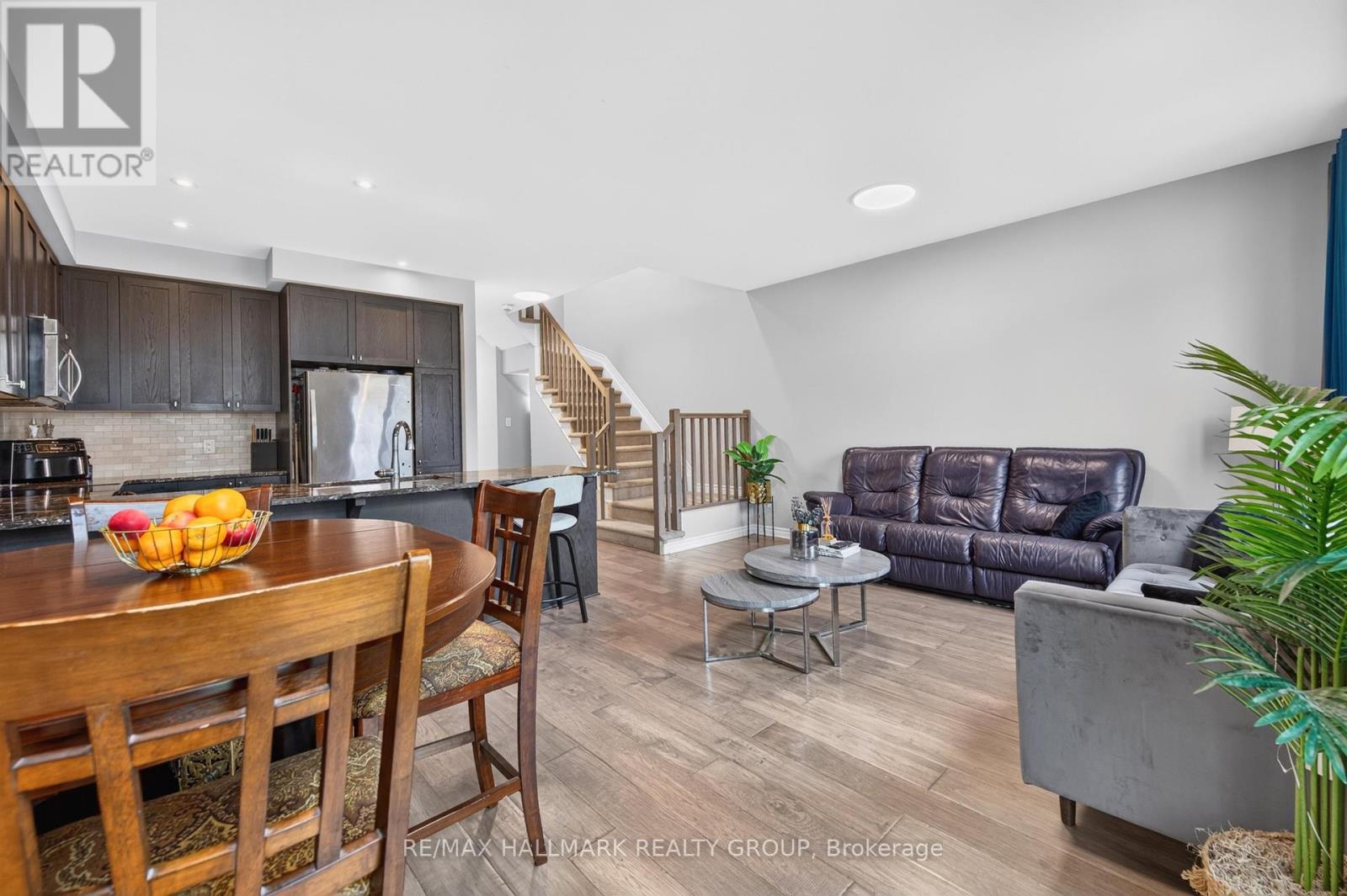 335 ALASKEN DRIVE - 12