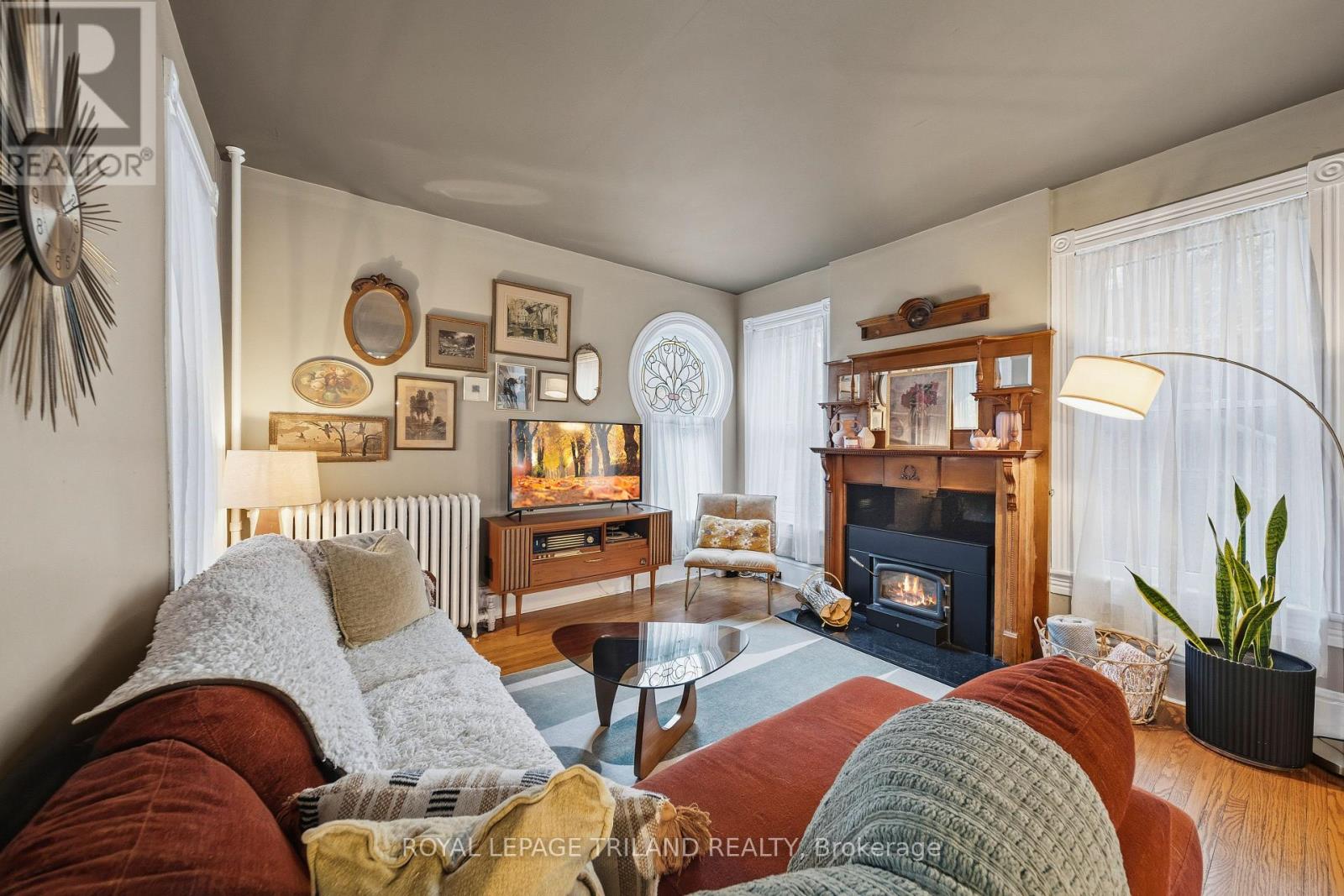 34 GLADSTONE AVENUE - 6