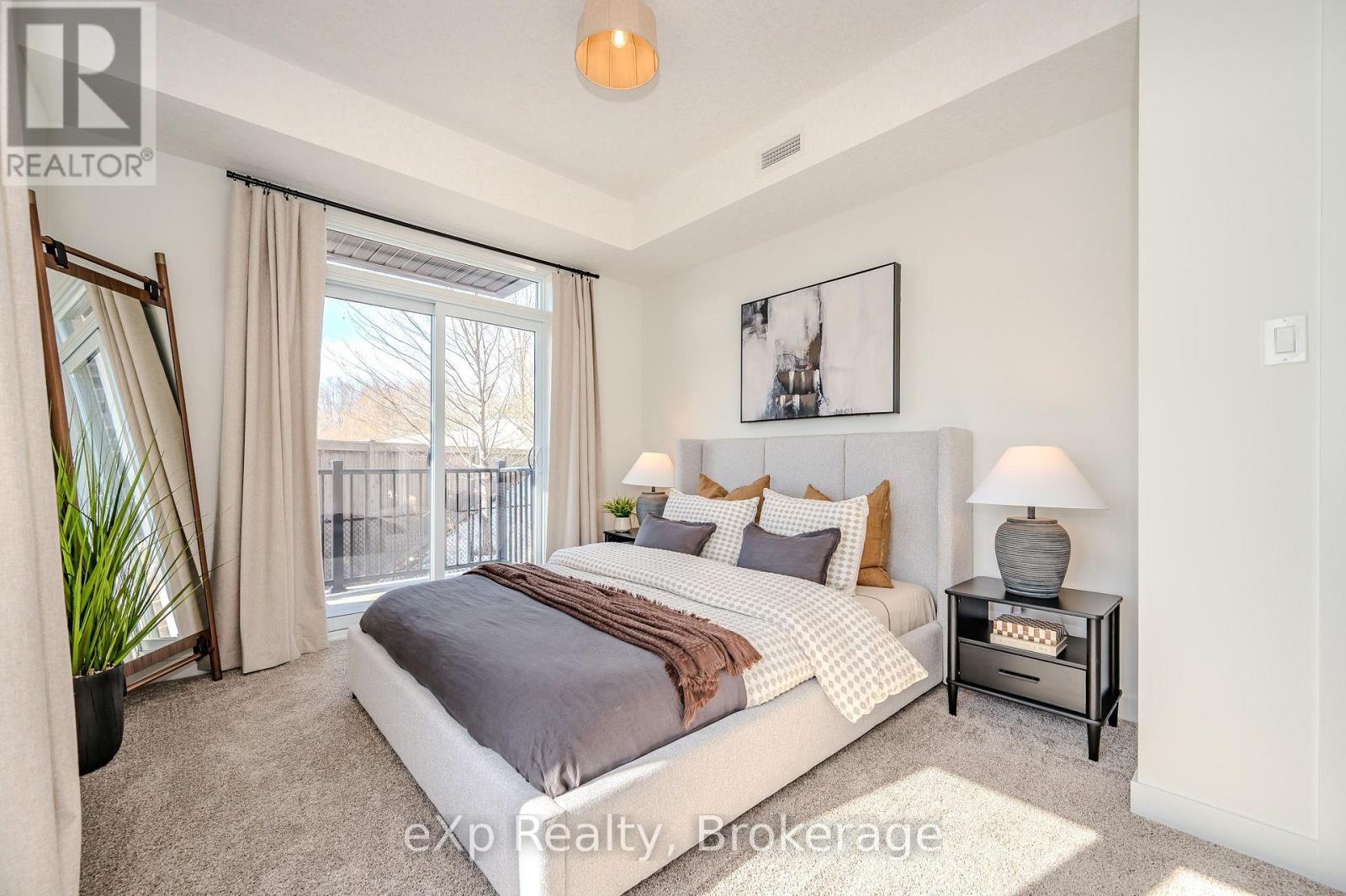 #66 824 WOOLWICH STREET - 6