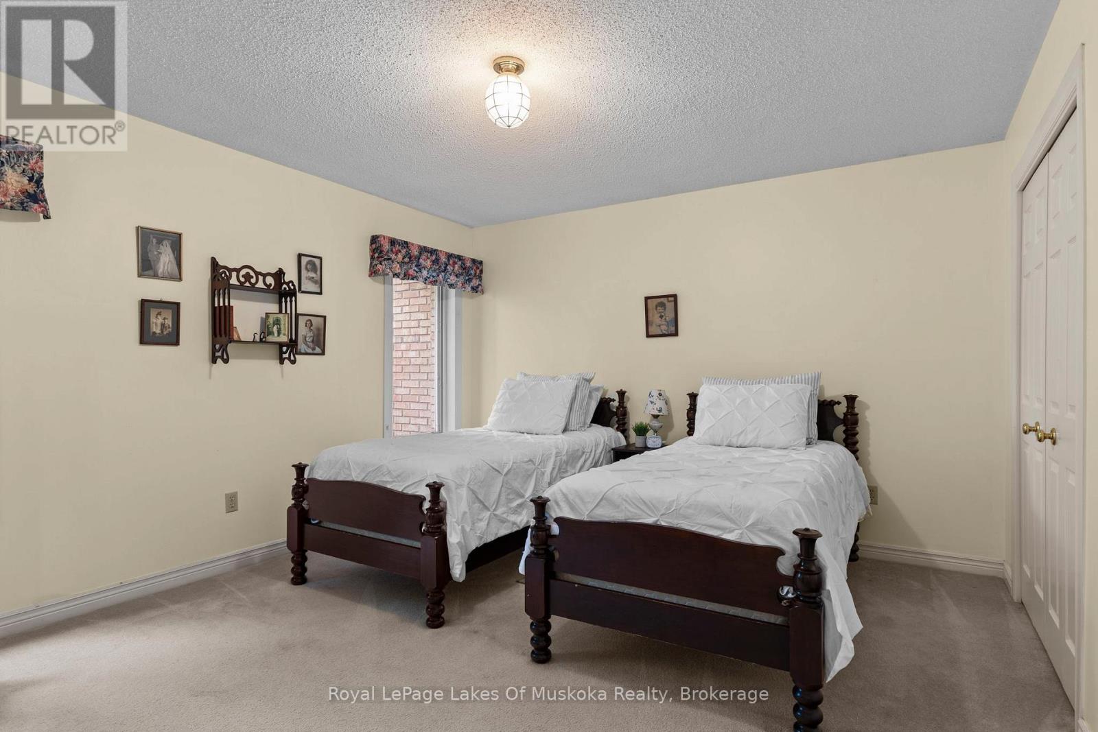 20 SOUTH MUSKOKA DRIVE - 22