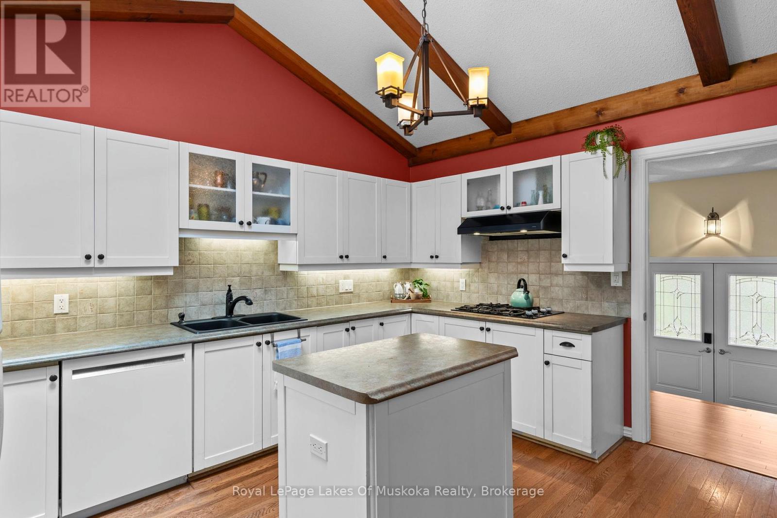20 SOUTH MUSKOKA DRIVE - 6