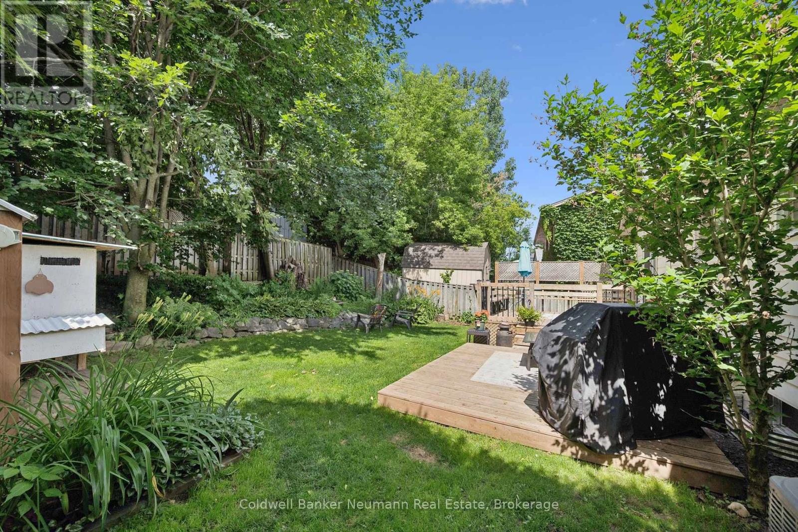 18 GATEWAY DRIVE - 27