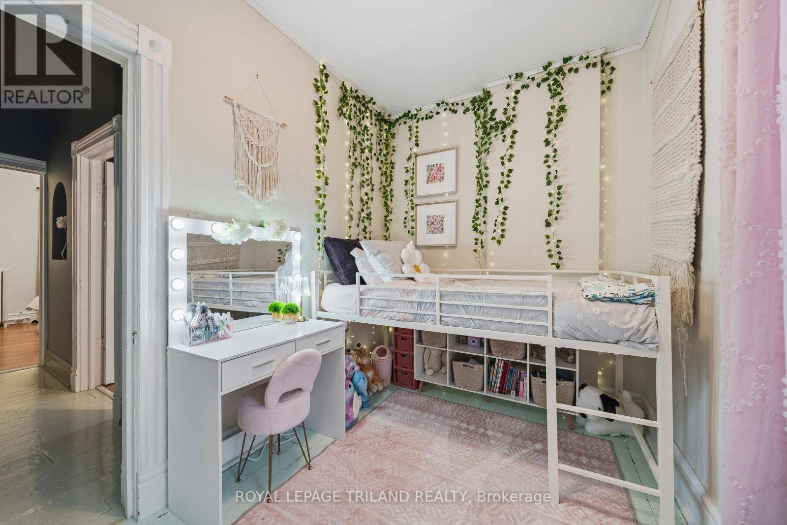 34 GLADSTONE AVENUE - 22
