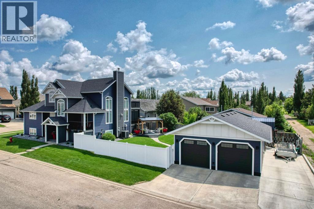 833 10 Avenue NE - 5