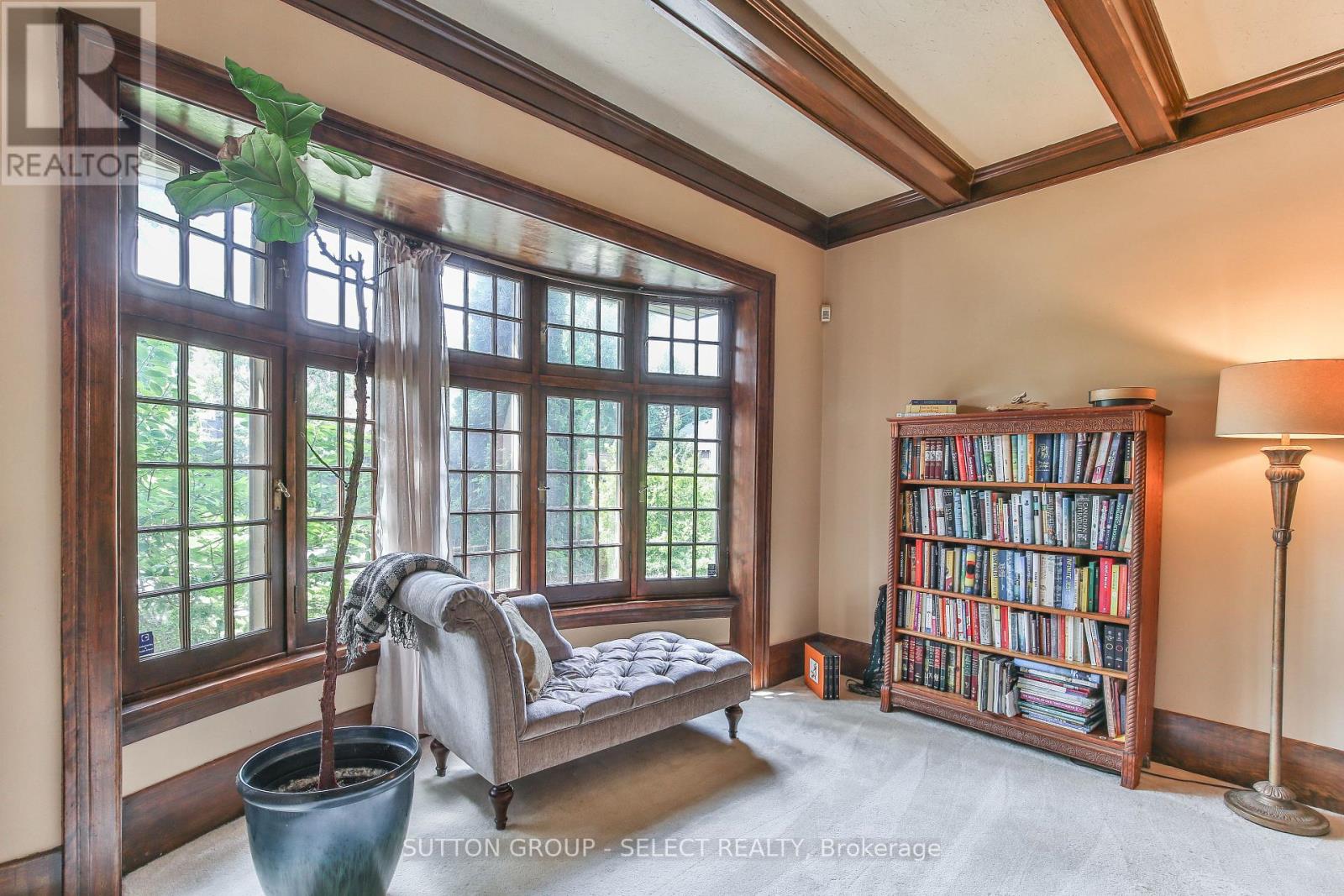 272 HURON STREET - 7