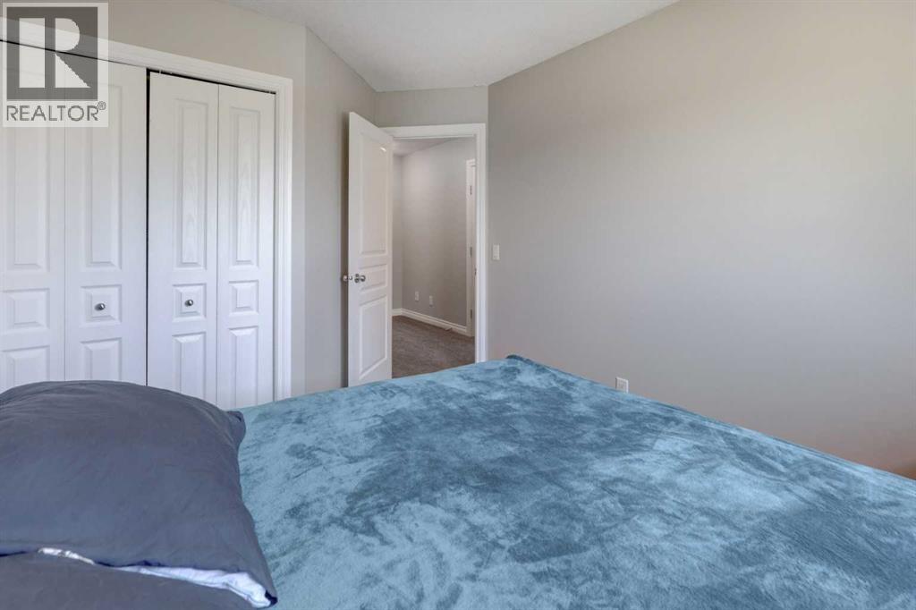 15 Parklane Drive - 18