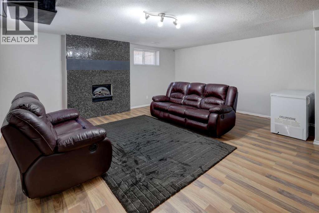 15 Parklane Drive - 22