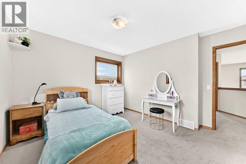 383 Edgebrook Rise NW — photo 29