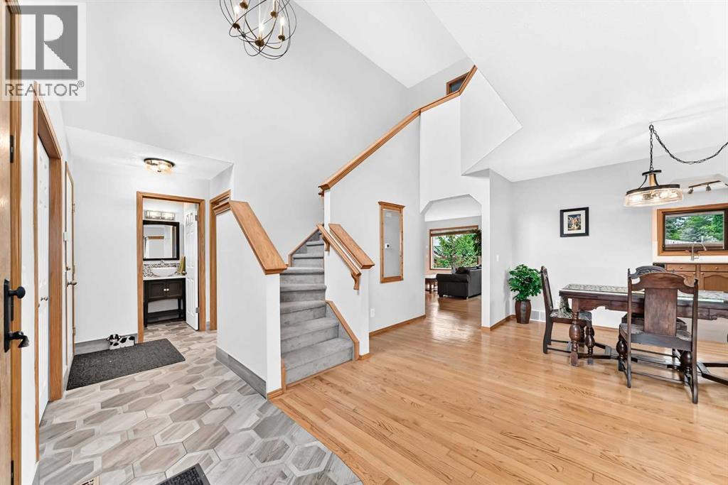 383 Edgebrook Rise NW - photo 4