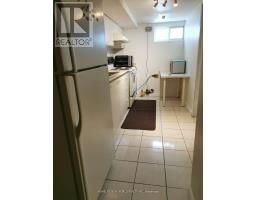 54 Painswick Crescent, Toronto, ON M2J3M6 Photo 6
