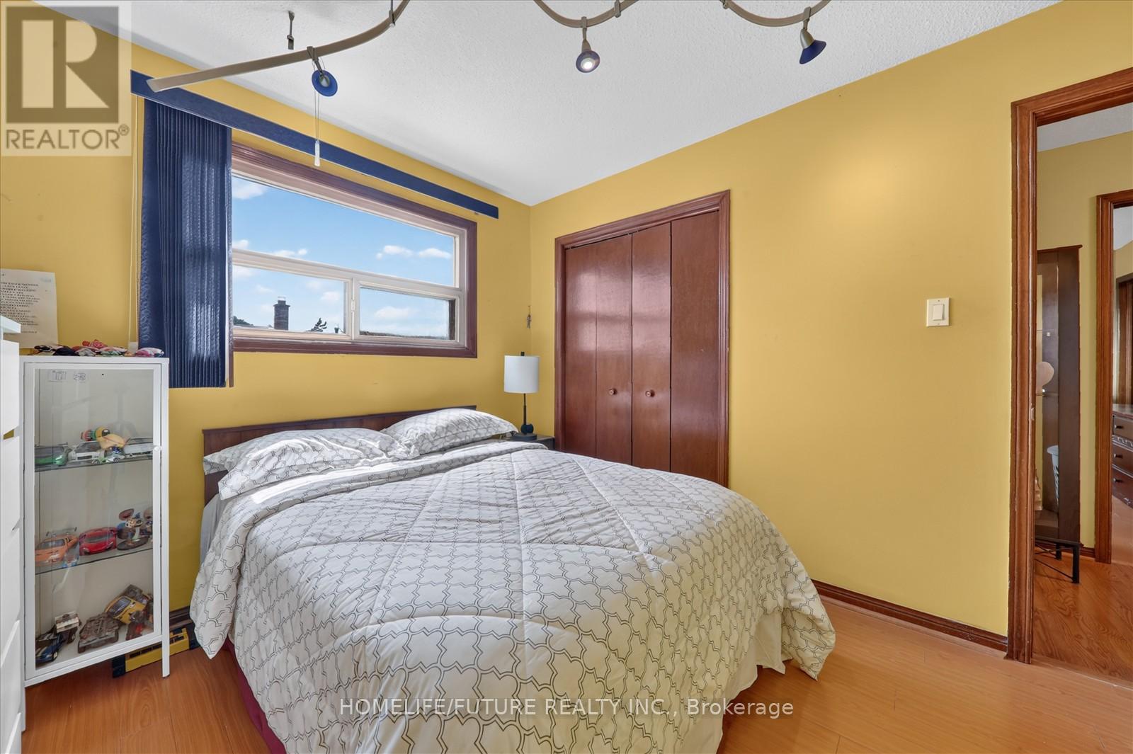 24 CLEETHORPES BOULEVARD - 22