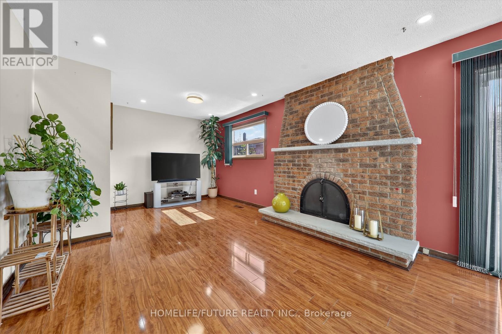 24 CLEETHORPES BOULEVARD - 26