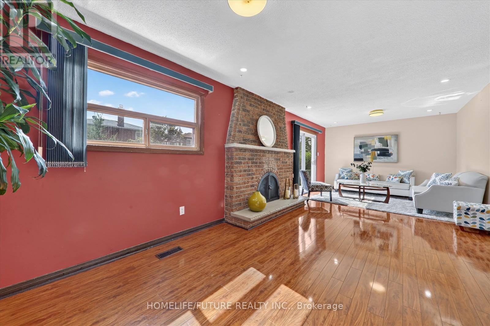 24 CLEETHORPES BOULEVARD - 27
