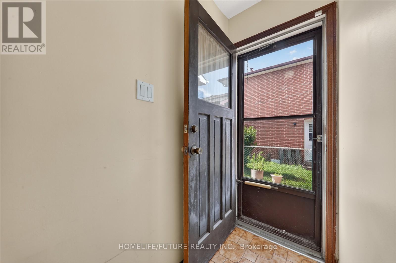 24 CLEETHORPES BOULEVARD - 34