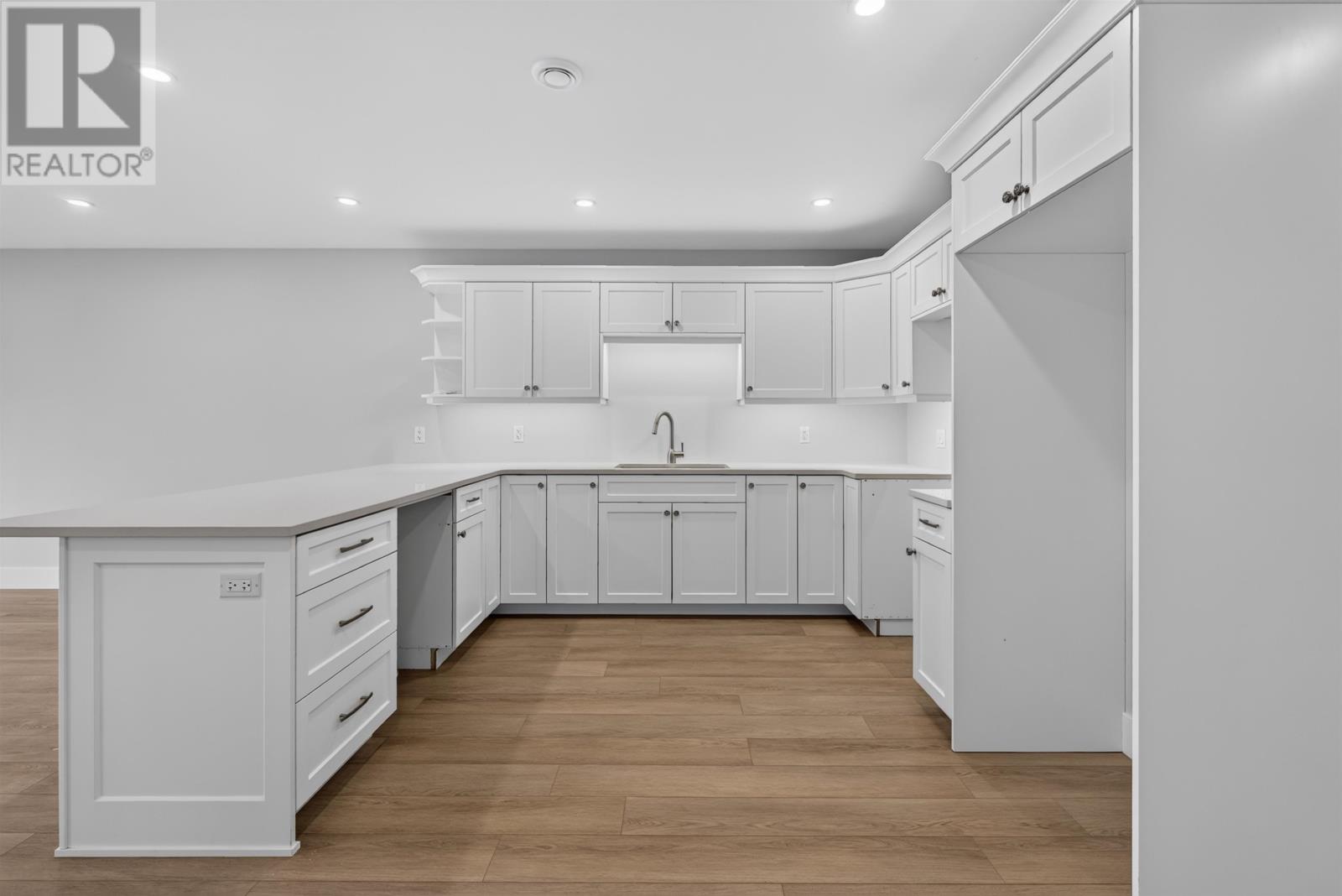 12 Camden Court - 19