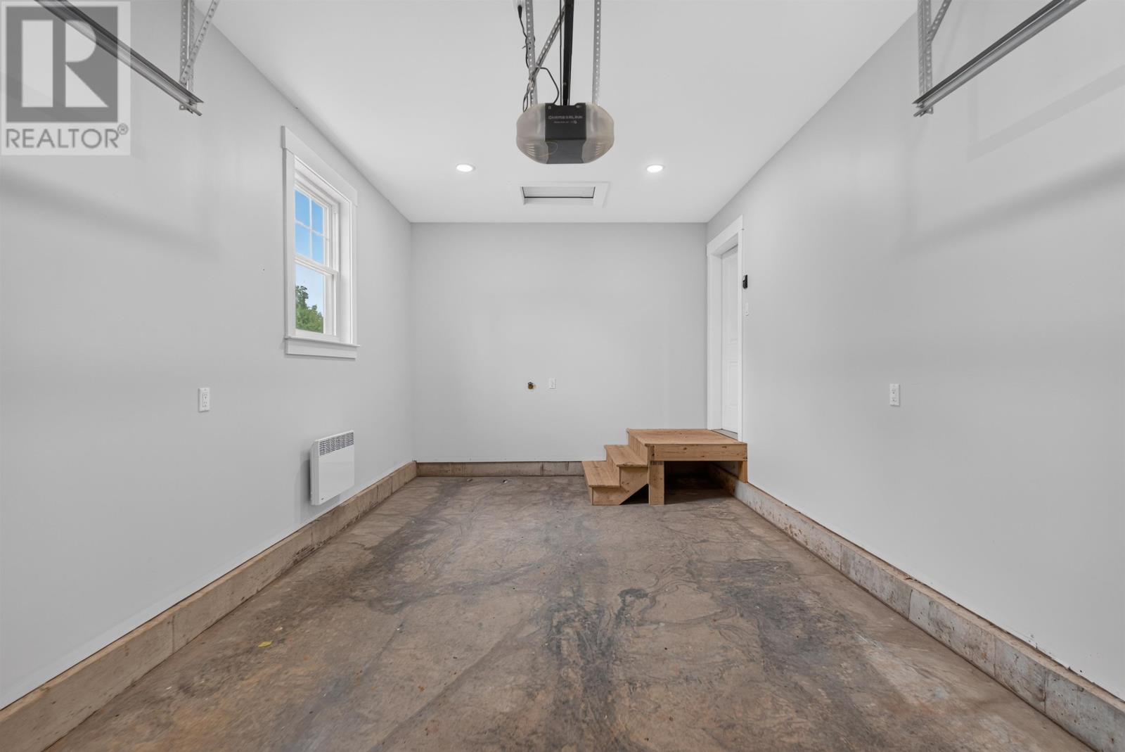 12 Camden Court - 12