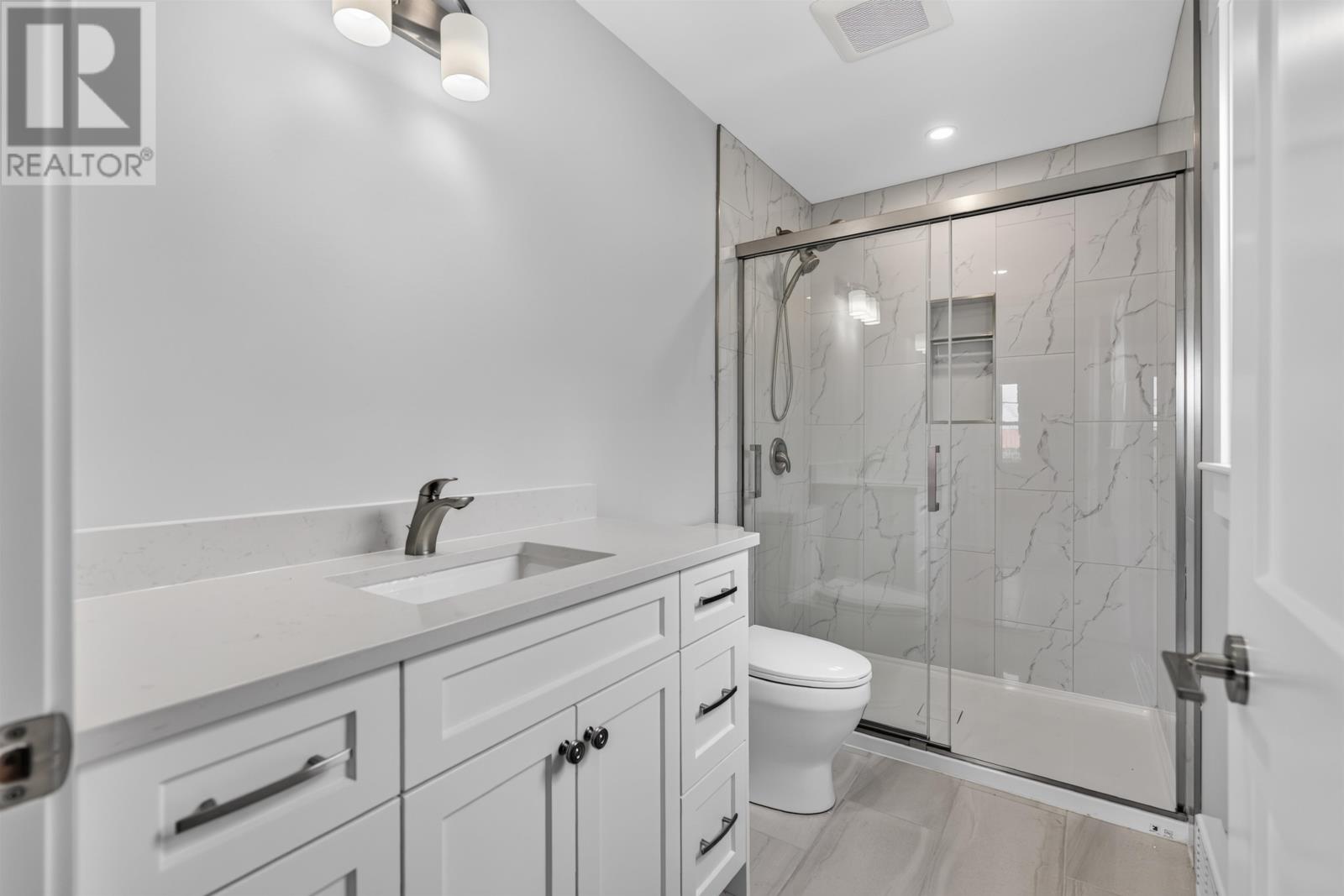 12 Camden Court - 33