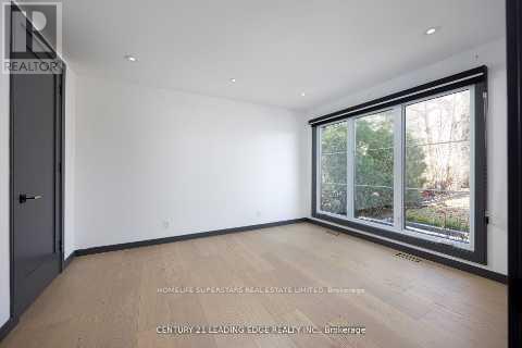 627 LAKELANDS AVENUE - 9
