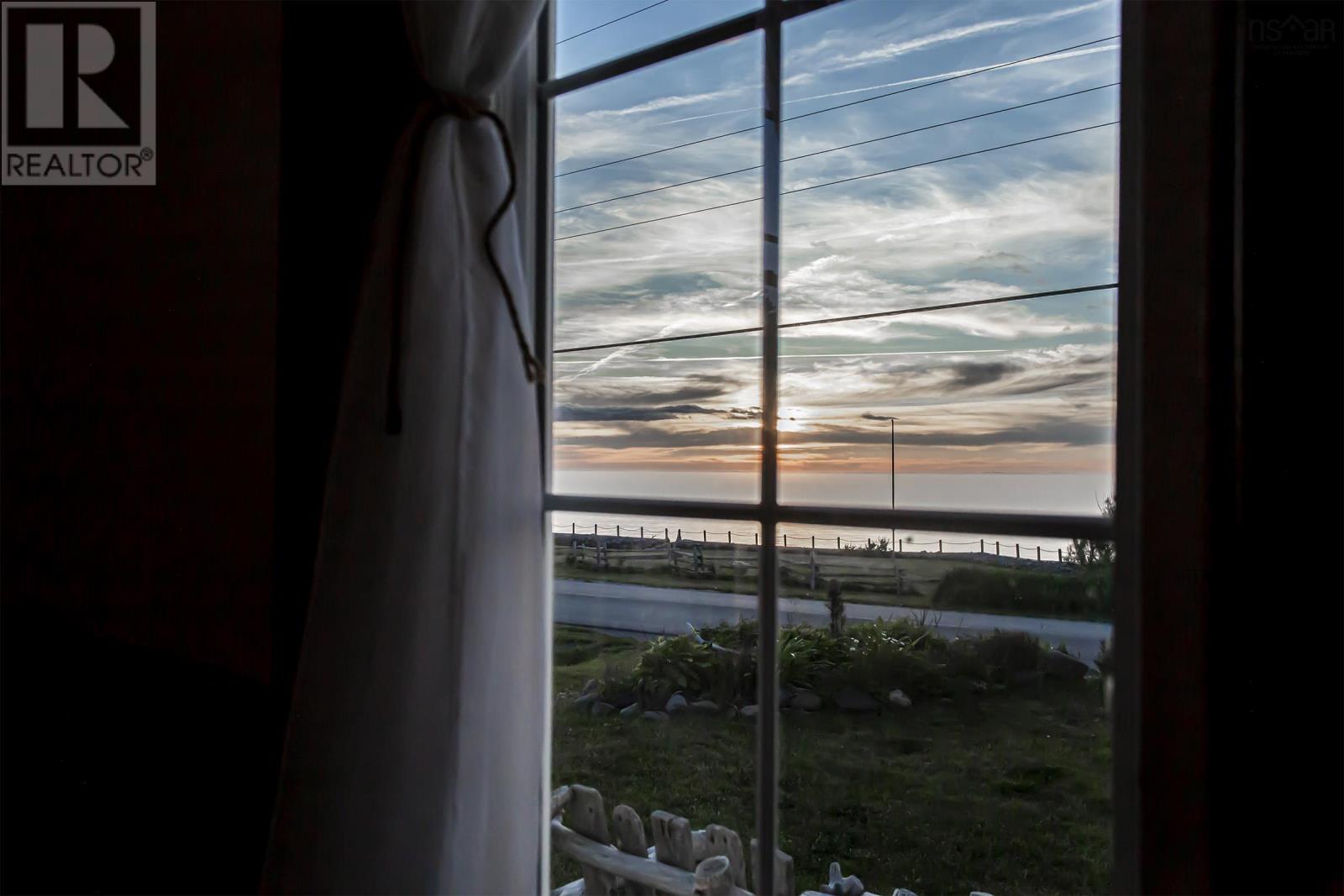 12352 Shore Road - 21
