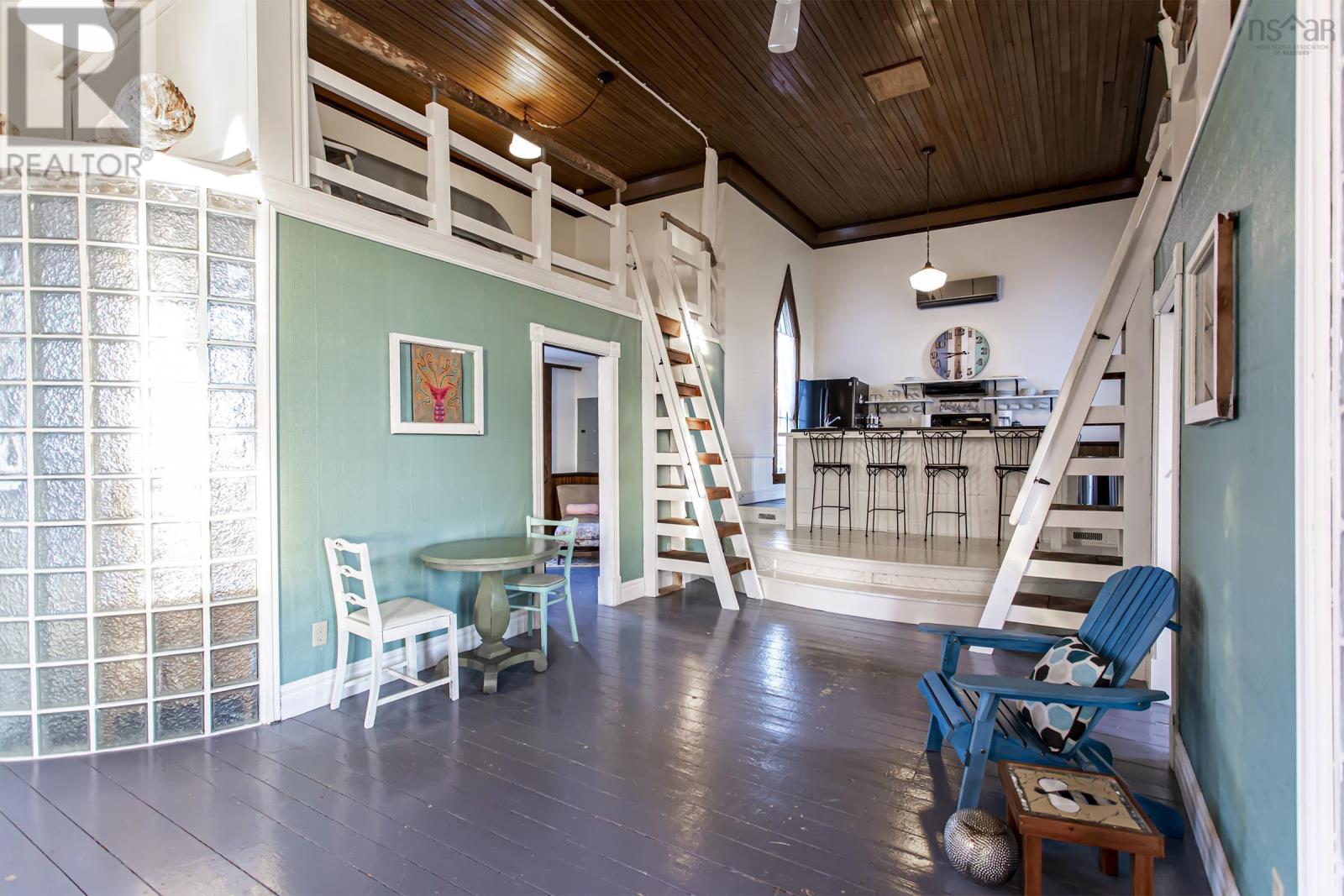 12352 Shore Road - 11