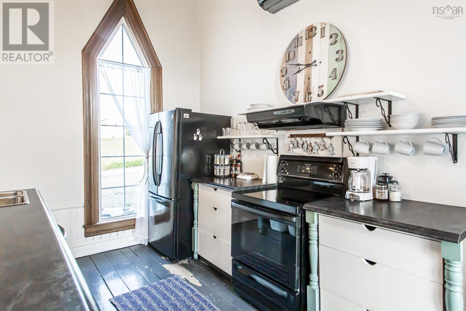 12352 Shore Road - 14