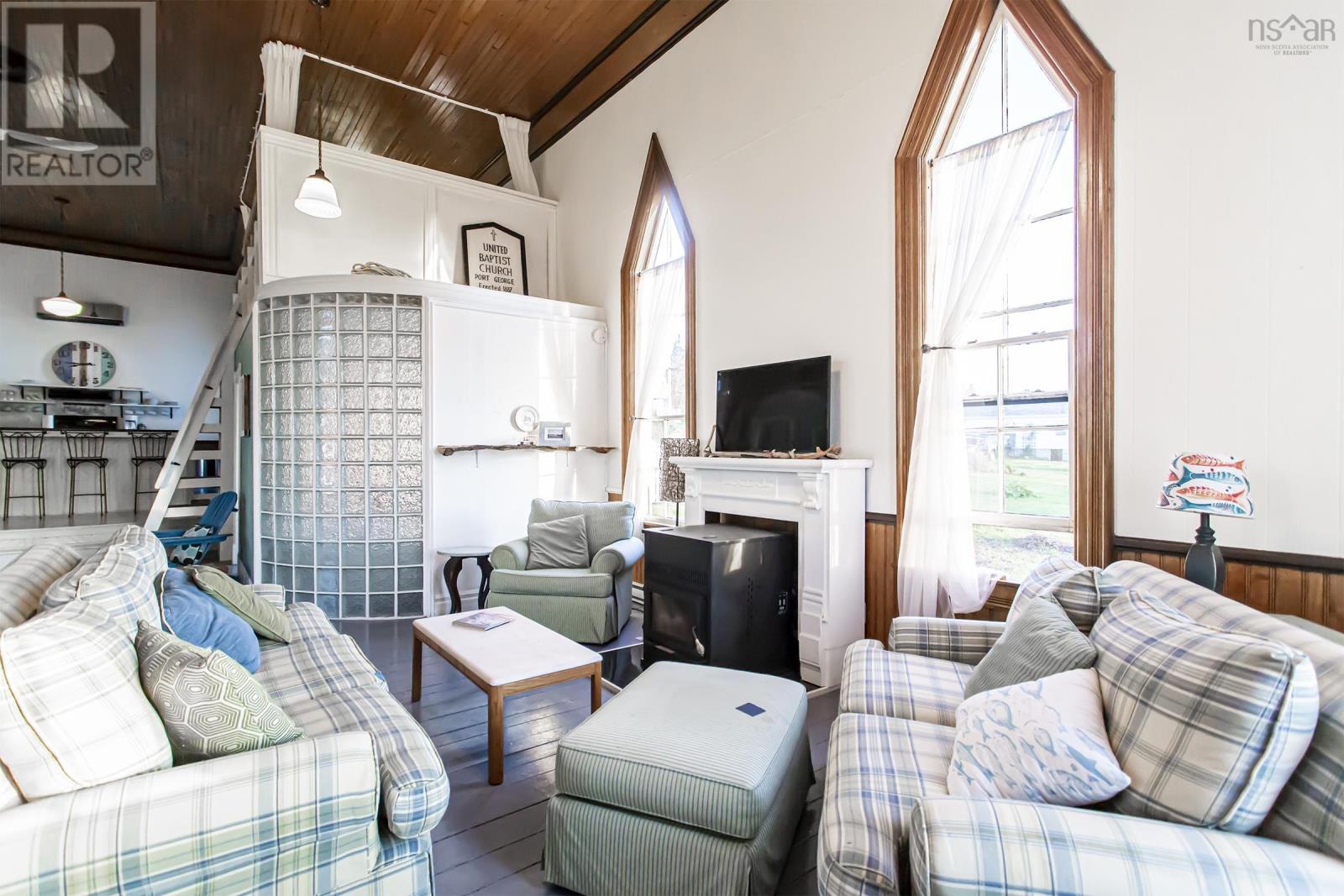 12352 Shore Road - 9