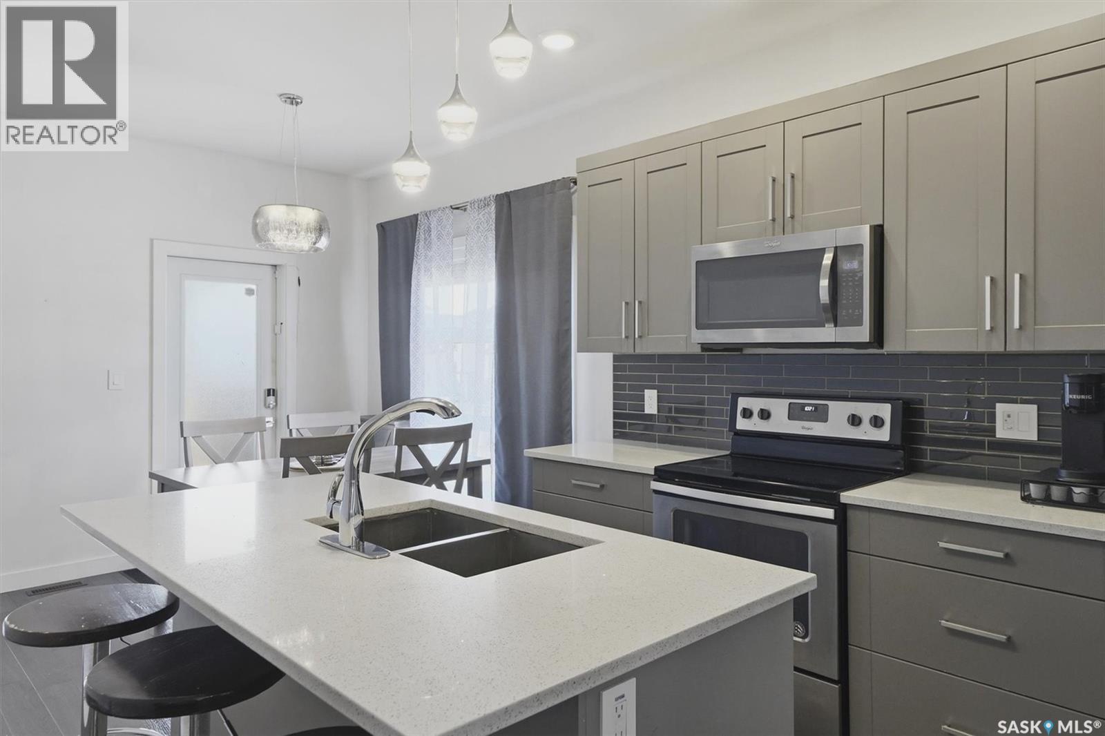 202 Bentley COURT - 10