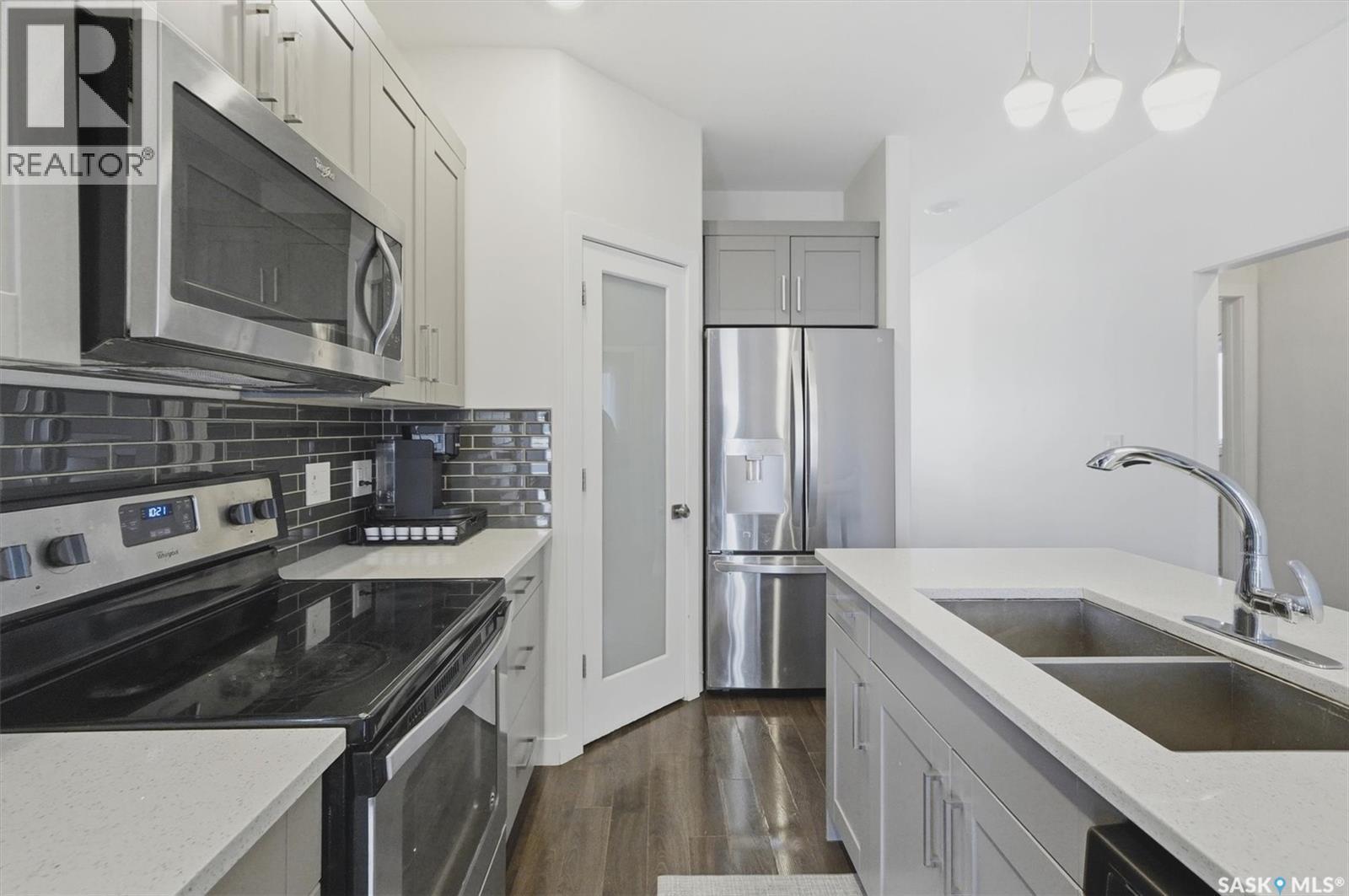 202 Bentley COURT - 11