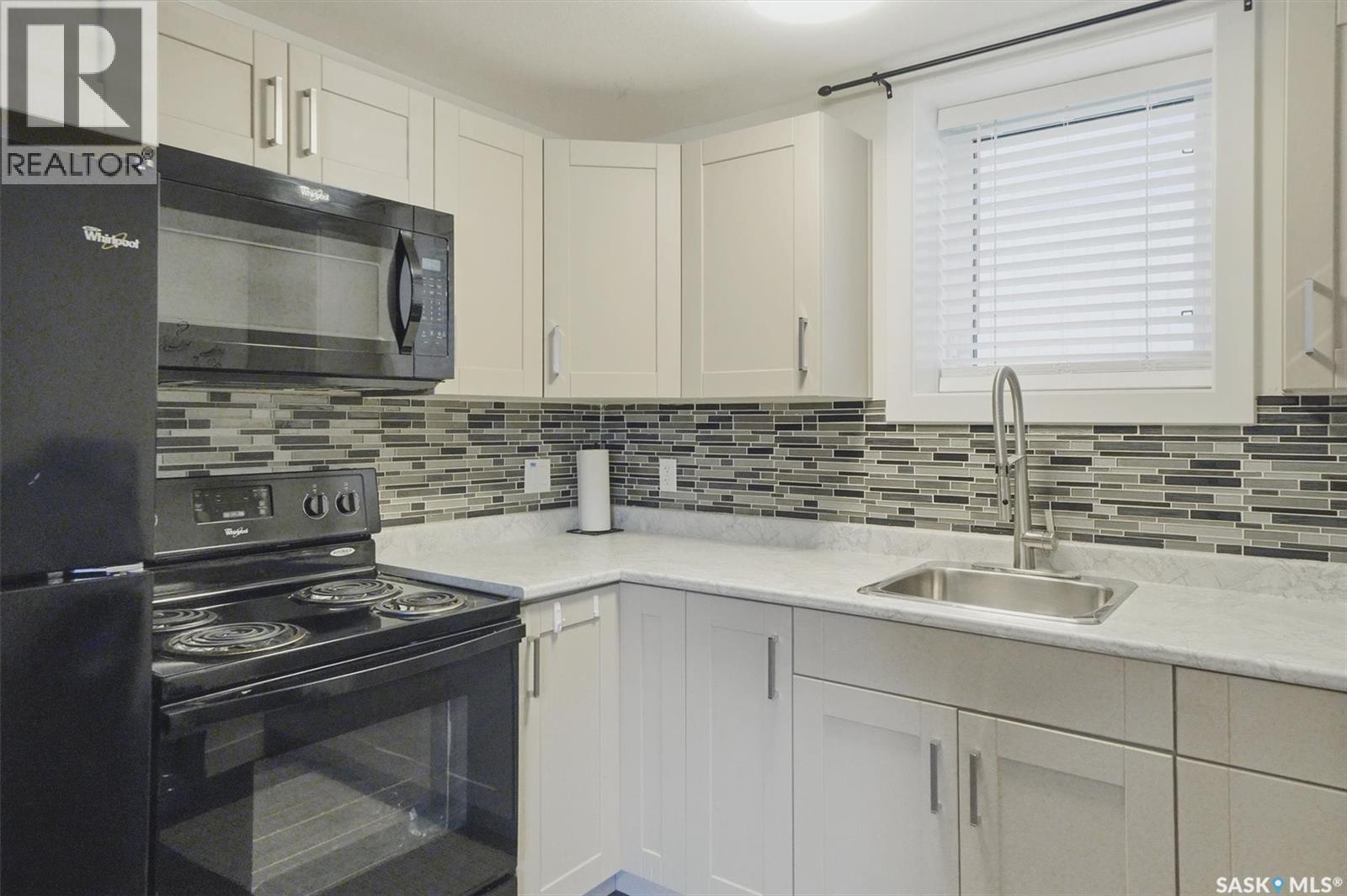 202 Bentley COURT - 34