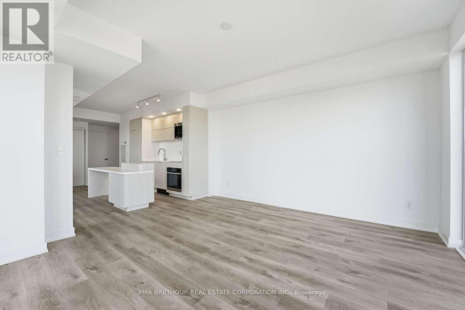 #1211 370 MARTHA STREET - 8