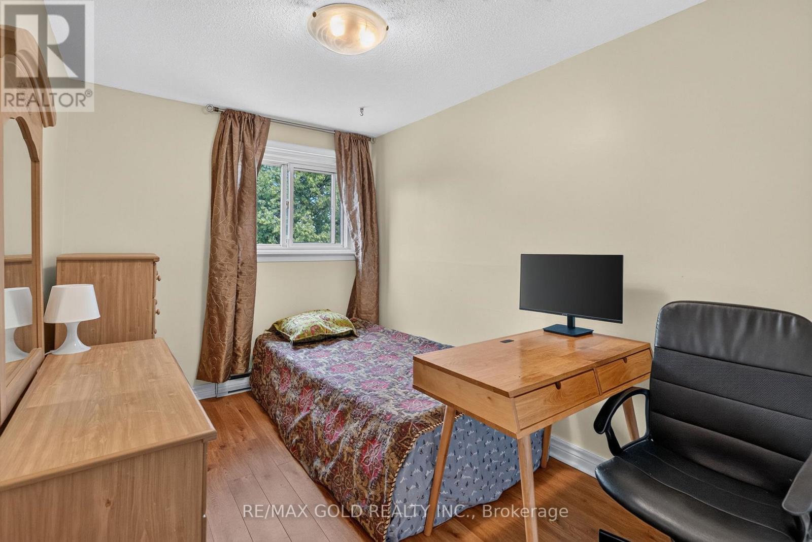 68 DARRAS COURT - 29