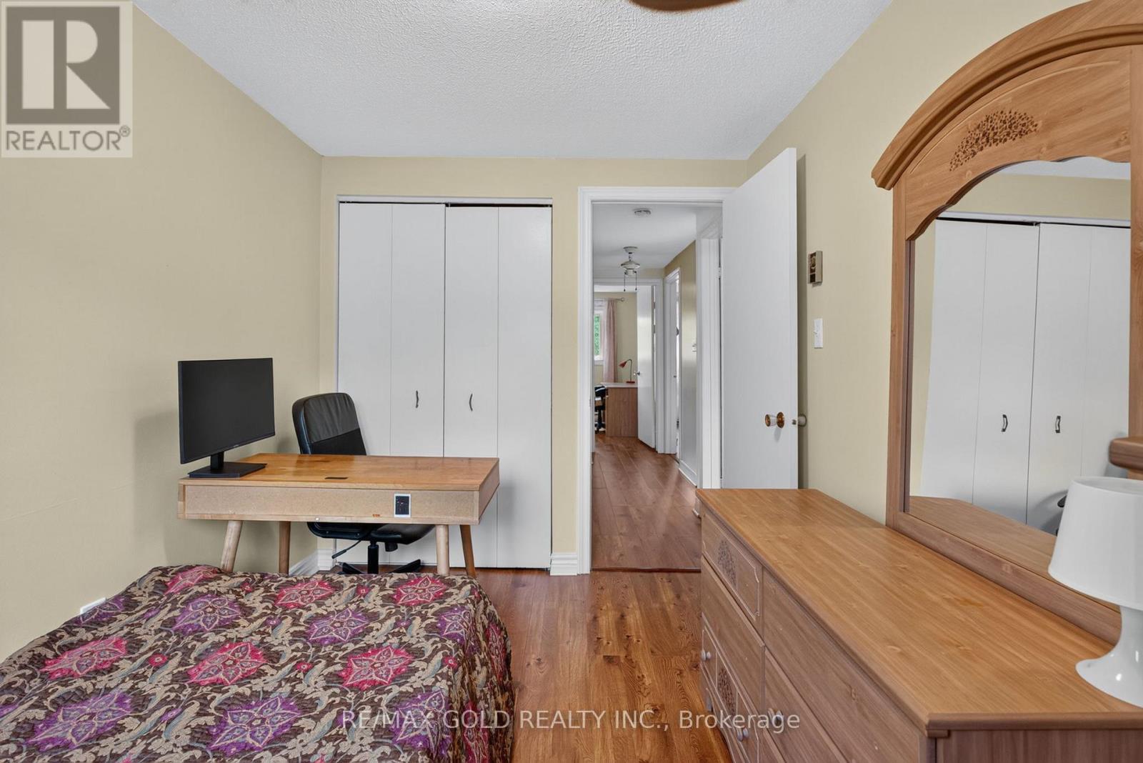 68 DARRAS COURT - 30