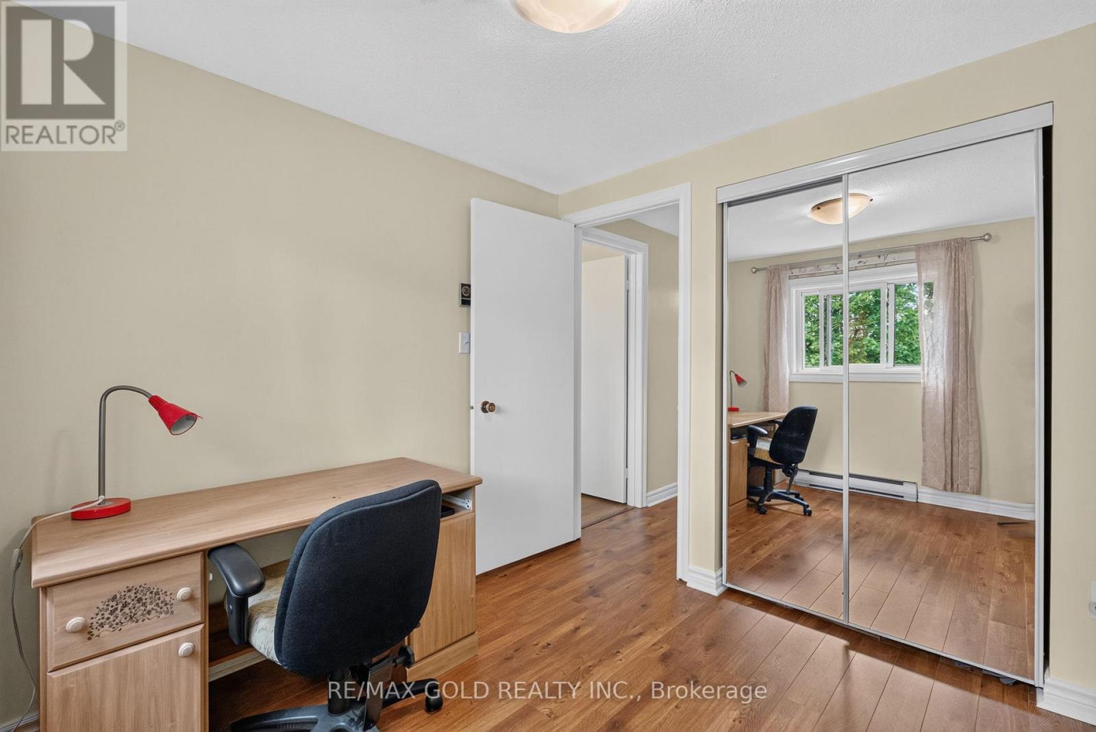 68 DARRAS COURT - 35