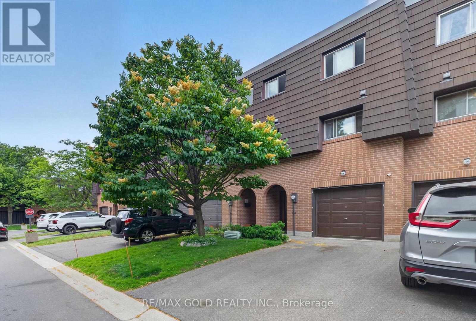 68 DARRAS COURT - 4