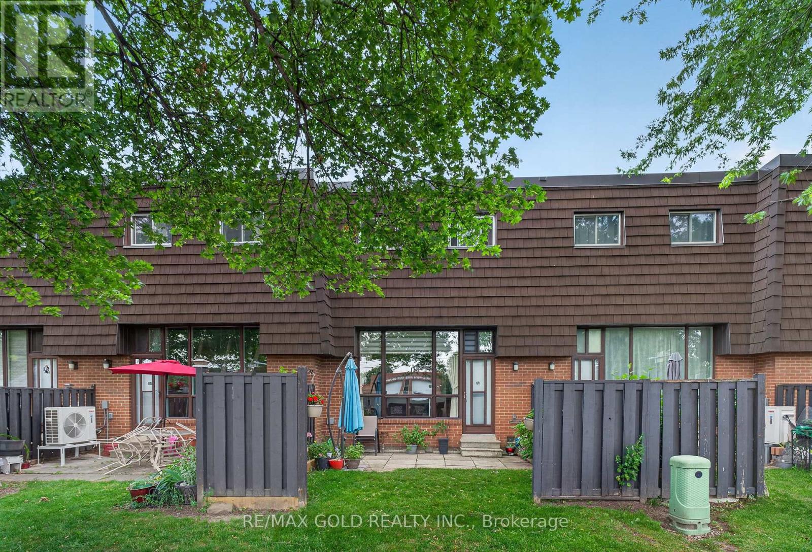 68 DARRAS COURT - 40