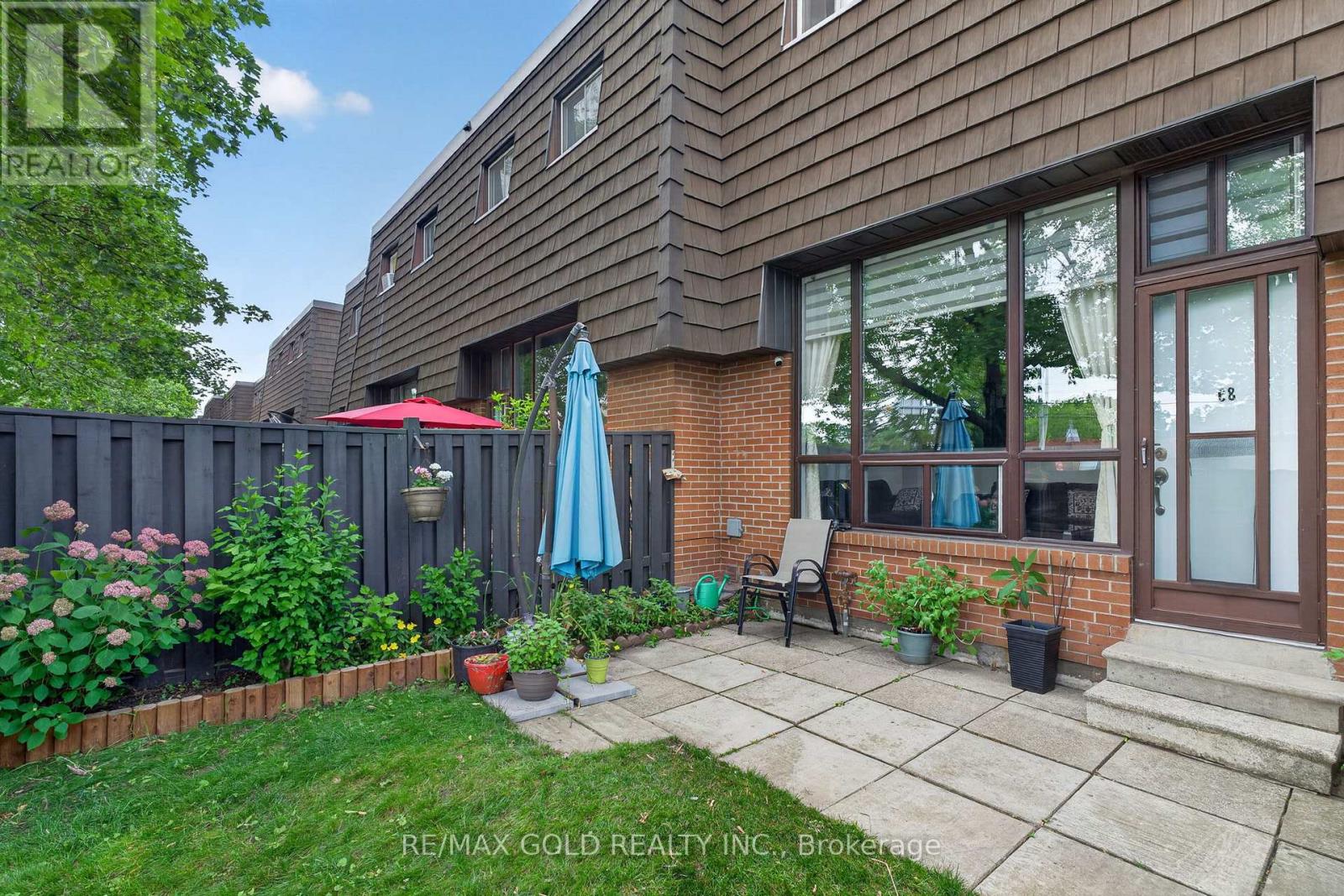 68 DARRAS COURT - 44